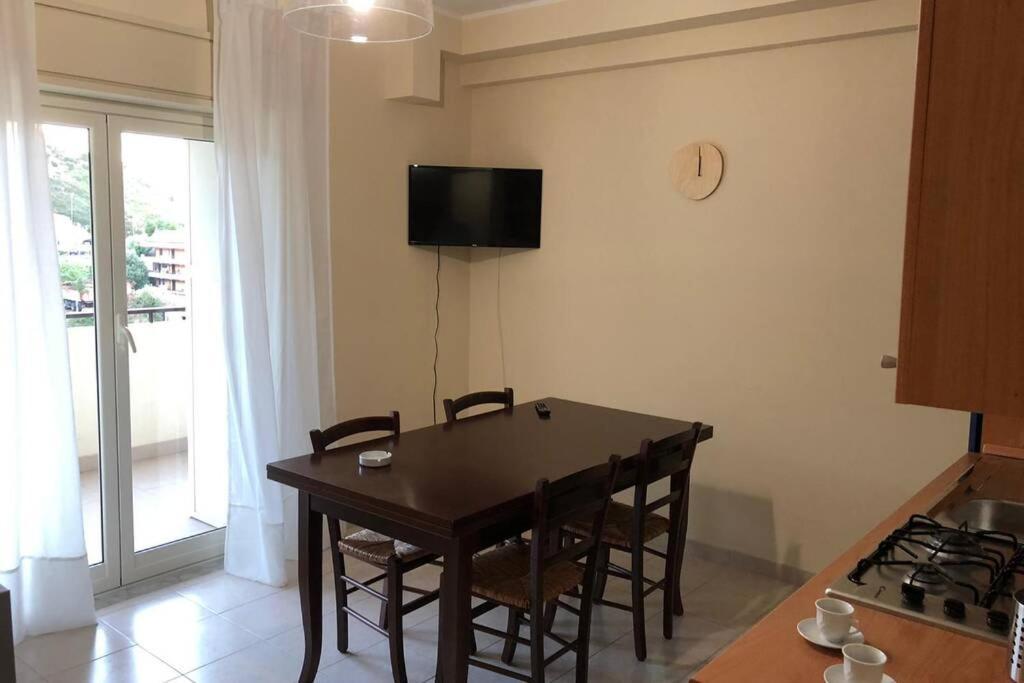 Casa Vacanze, A Due Passi Da Taormina Apartman Letojanni Kültér fotó
