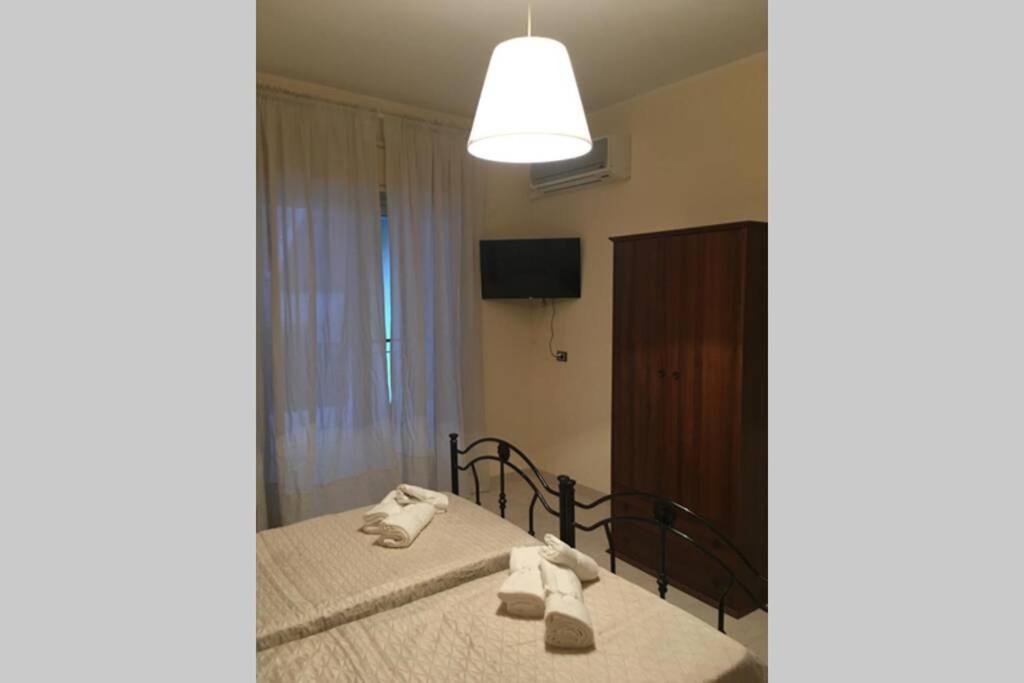 Casa Vacanze, A Due Passi Da Taormina Apartman Letojanni Kültér fotó